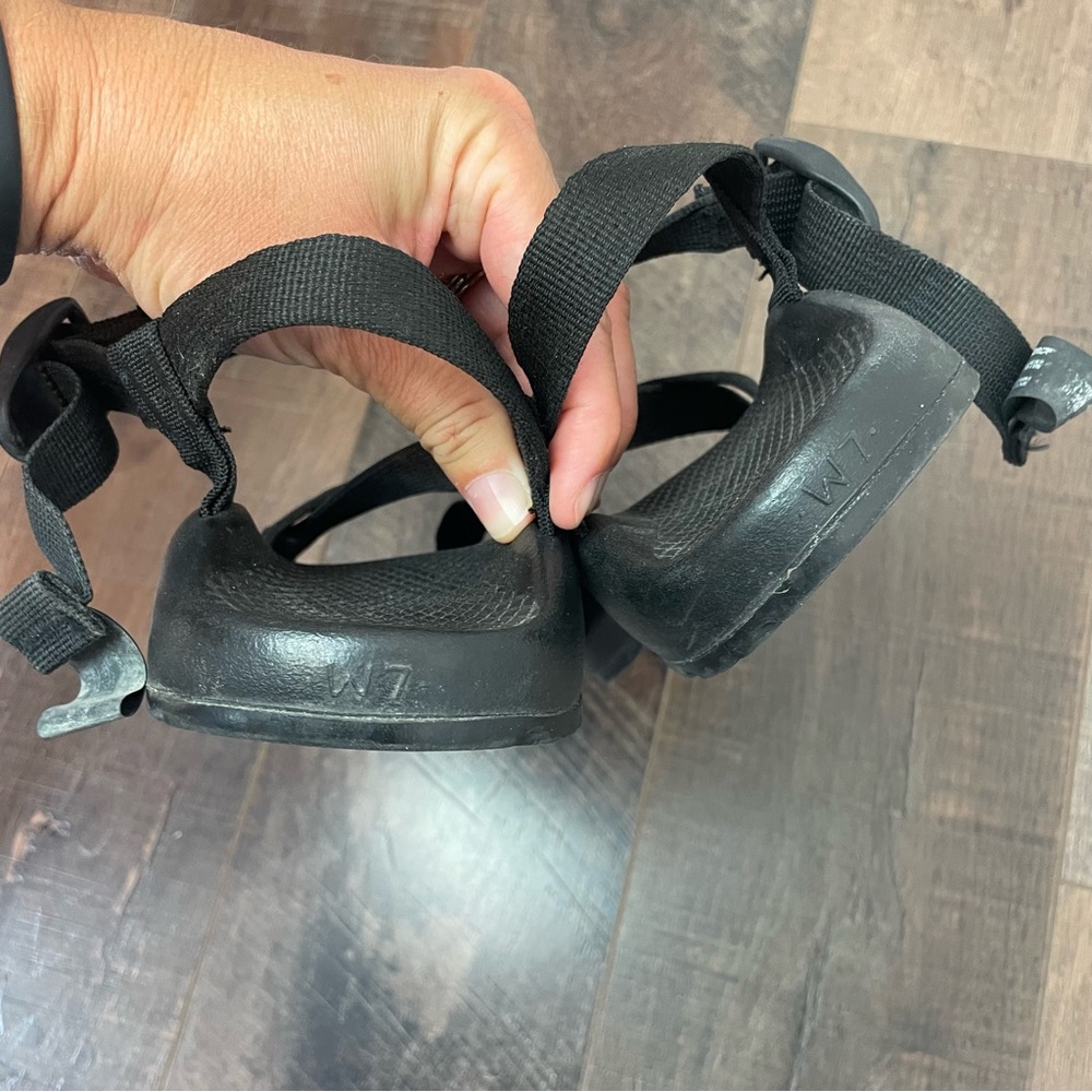 Women’s Classic Black Chacos Size 7 - Picture 3 of 4